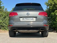 USED 2014 64 VOLKSWAGEN TOUAREG 3.0 TDI V6 BlueMotion Tech R-Line SUV 5dr Diesel Tiptronic 4WD Euro 6 (s/s) (262 ps) HTD LEATHER SEATS-BI XENONS-PDC