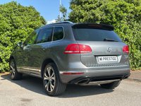 USED 2014 64 VOLKSWAGEN TOUAREG 3.0 TDI V6 BlueMotion Tech R-Line SUV 5dr Diesel Tiptronic 4WD Euro 6 (s/s) (262 ps) HTD LEATHER SEATS-BI XENONS-PDC