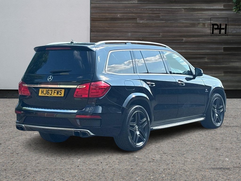 USED 2013 63 MERCEDES-BENZ GL CLASS 5.5 GL63 V8 AMG SUV 5dr Petrol SpdS+7GT 4WD Euro 5 (s/s) (557 ps) TOW BAR|HK SOUND|VENTED SEATS