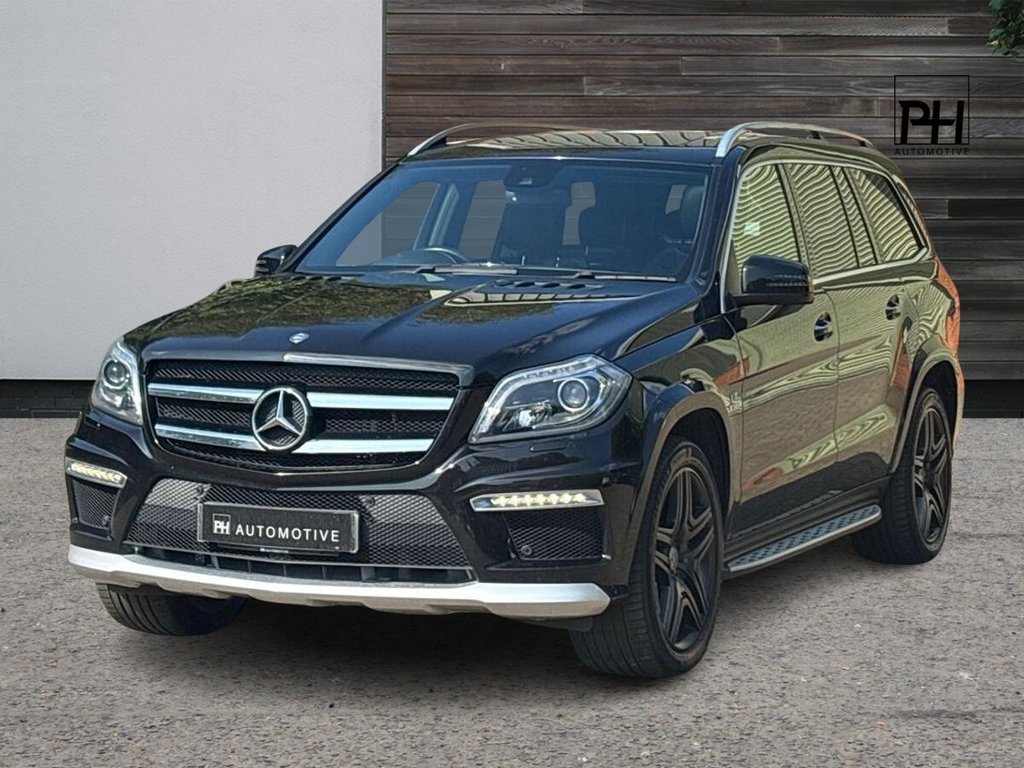 USED 2013 63 MERCEDES-BENZ GL CLASS 5.5 GL63 V8 AMG SUV 5dr Petrol SpdS+7GT 4WD Euro 5 (s/s) (557 ps) TOW BAR|HK SOUND|VENTED SEATS