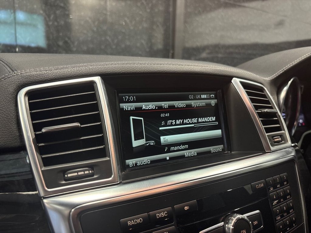 USED 2013 63 MERCEDES-BENZ GL CLASS 5.5 GL63 V8 AMG SUV 5dr Petrol SpdS+7GT 4WD Euro 5 (s/s) (557 ps) TOW BAR|HK SOUND|VENTED SEATS