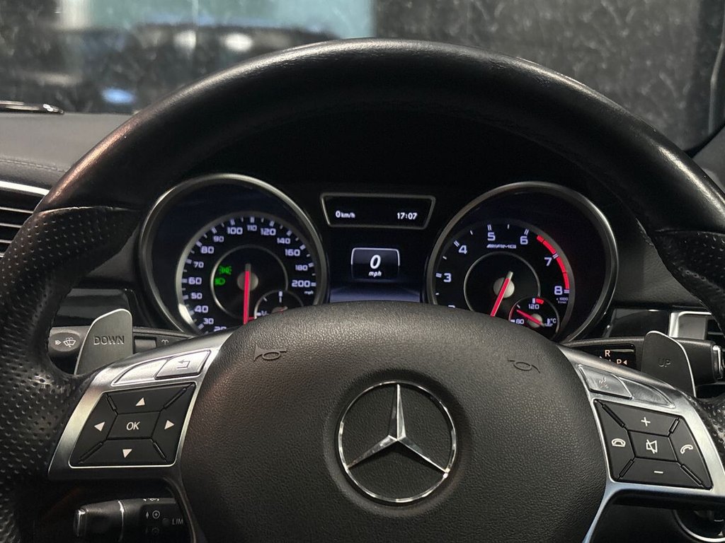 USED 2013 63 MERCEDES-BENZ GL CLASS 5.5 GL63 V8 AMG SUV 5dr Petrol SpdS+7GT 4WD Euro 5 (s/s) (557 ps) TOW BAR|HK SOUND|VENTED SEATS