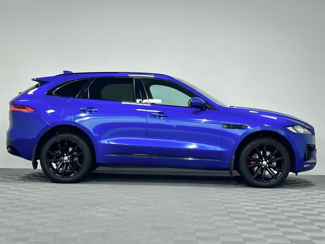 2017 Jaguar F-Pace 3L S 5dr - Photo 11