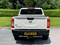 USED 2018 68 NISSAN NAVARA 2.3 dCi N-Guard Pickup Double Cab 4dr Diesel Auto 4WD Euro 6 (190 ps) LEATHER + SUNROOF +   NO VAT