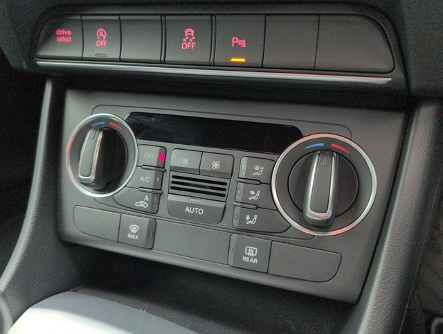 USED 2017 67 Audi Q3 1.4 Tfsi Cod S Line Edition Suv 5dr Petrol S Tronic Euro 6 (s/S) (150 Ps) - Satnav, Bluetooth, Cruise