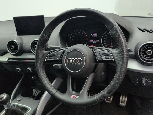 USED 2018 68 Audi Q2 1.0 Tfsi 30 S Line Suv 5dr Petrol Manual Euro 6 (s/S) (116 Ps) - Satnav, Cruise, Bluetooth