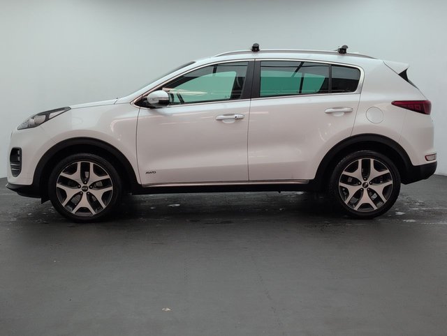 USED 2016 66 KIA SPORTAGE 2.0 CRDi GT-Line SUV 5dr Diesel Manual AWD Euro 6 (134 bhp) - SAT NAV, HEATED SEATS, CRUISE