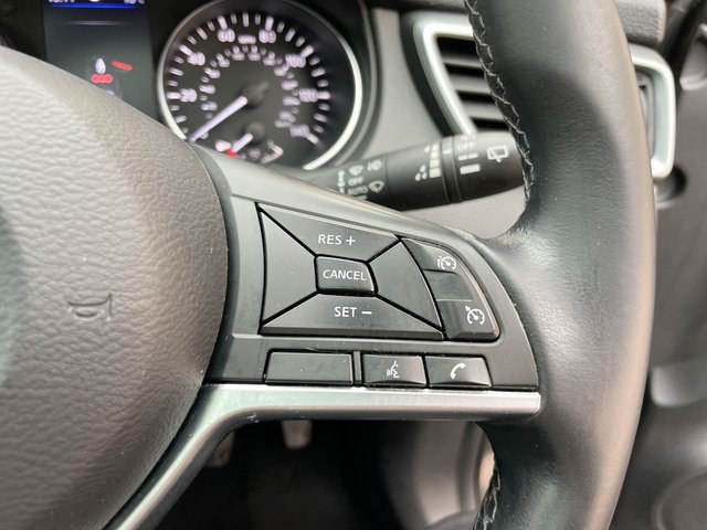 USED 2021 21 Nissan Qashqai 1.3 Dig-T N-Motion Suv 5dr Petrol Manual Euro 6 (s/S) (140 Ps) - Pan Roof, Sat Nav, Leather