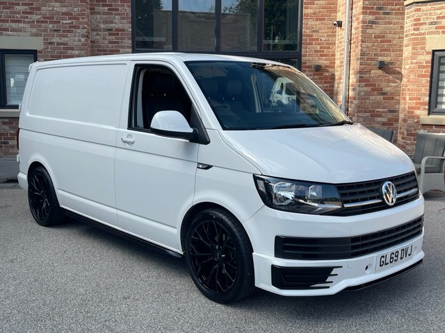 View our Volkswagen Transporter 2.0 TDI T28 Startline Panel Van 5dr Diesel Manual FWD SWB Euro 6 (s/s) (102 ps)