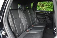 USED 2012 62 PORSCHE CAYENNE 3.0 TD V6 SUV 5dr Diesel Tiptronic 4WD Euro 5 (s/s) (240 ps) 