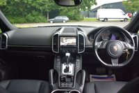 USED 2012 62 PORSCHE CAYENNE 3.0 TD V6 SUV 5dr Diesel Tiptronic 4WD Euro 5 (s/s) (240 ps) 