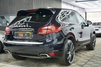 USED 2012 62 PORSCHE CAYENNE 3.0 TD V6 SUV 5dr Diesel Tiptronic 4WD Euro 5 (s/s) (240 ps) 
