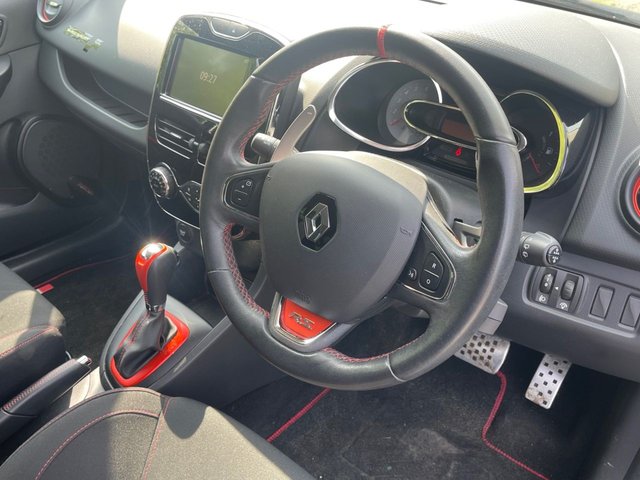 2013 RENAULT CLIO - Photo 3