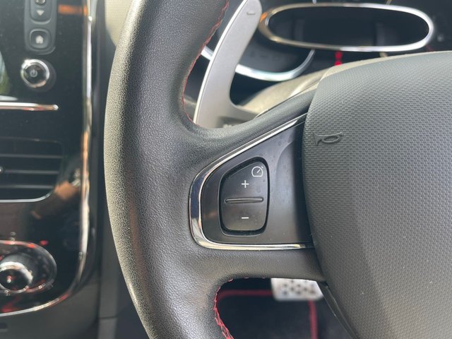 2013 RENAULT CLIO - Photo 10