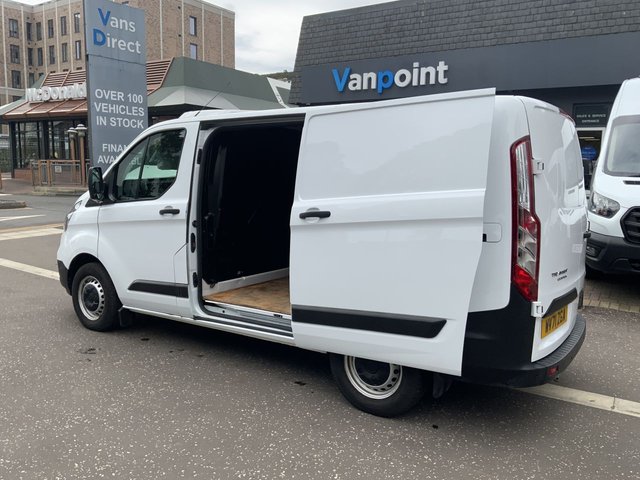 2021 Ford Transit Custom 2L Leader 5dr - Photo 10