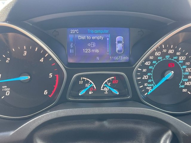 View our FORD KUGA