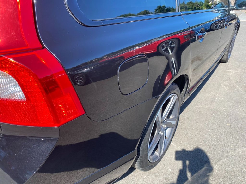 USED 2013 62 VOLVO V70 2.0 D3 R-Design Estate 5dr Diesel Geartronic Euro 5 (s/s) (136 ps) R DESIGN V70 LOW MILEAGE AUTOMATIC