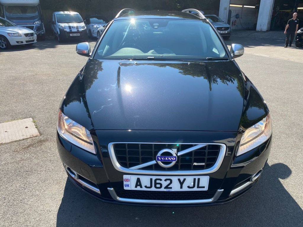 USED 2013 62 VOLVO V70 2.0 D3 R-Design Estate 5dr Diesel Geartronic Euro 5 (s/s) (136 ps) R DESIGN V70 LOW MILEAGE AUTOMATIC