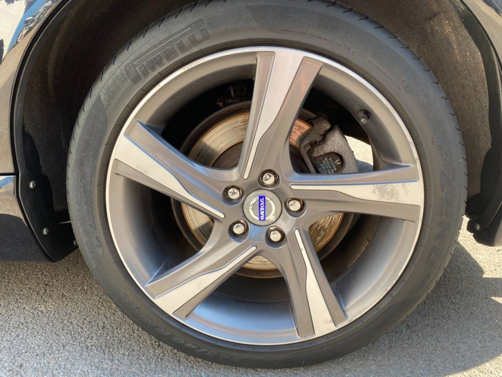 USED 2013 62 VOLVO V70 2.0 D3 R-Design Estate 5dr Diesel Geartronic Euro 5 (s/s) (136 ps) R DESIGN V70 LOW MILEAGE AUTOMATIC