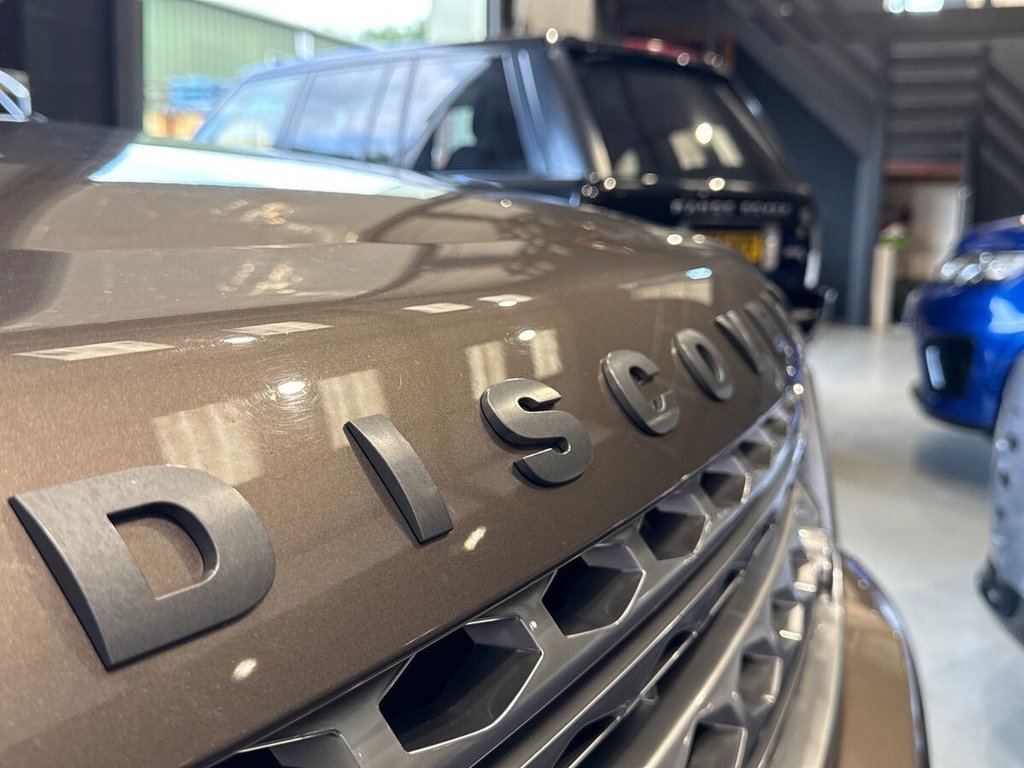 USED 2015 15 LAND ROVER DISCOVERY 4 3.0 SD V6 HSE Luxury SUV 5dr Diesel Auto 4WD Euro 6 (s/s) (256 bhp) TOW BAR | CAM BELT | 2 OWNER