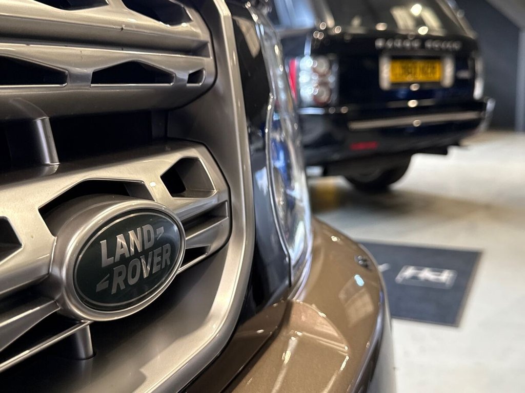 USED 2015 15 LAND ROVER DISCOVERY 4 3.0 SD V6 HSE Luxury SUV 5dr Diesel Auto 4WD Euro 6 (s/s) (256 bhp) TOW BAR | CAM BELT | 2 OWNER