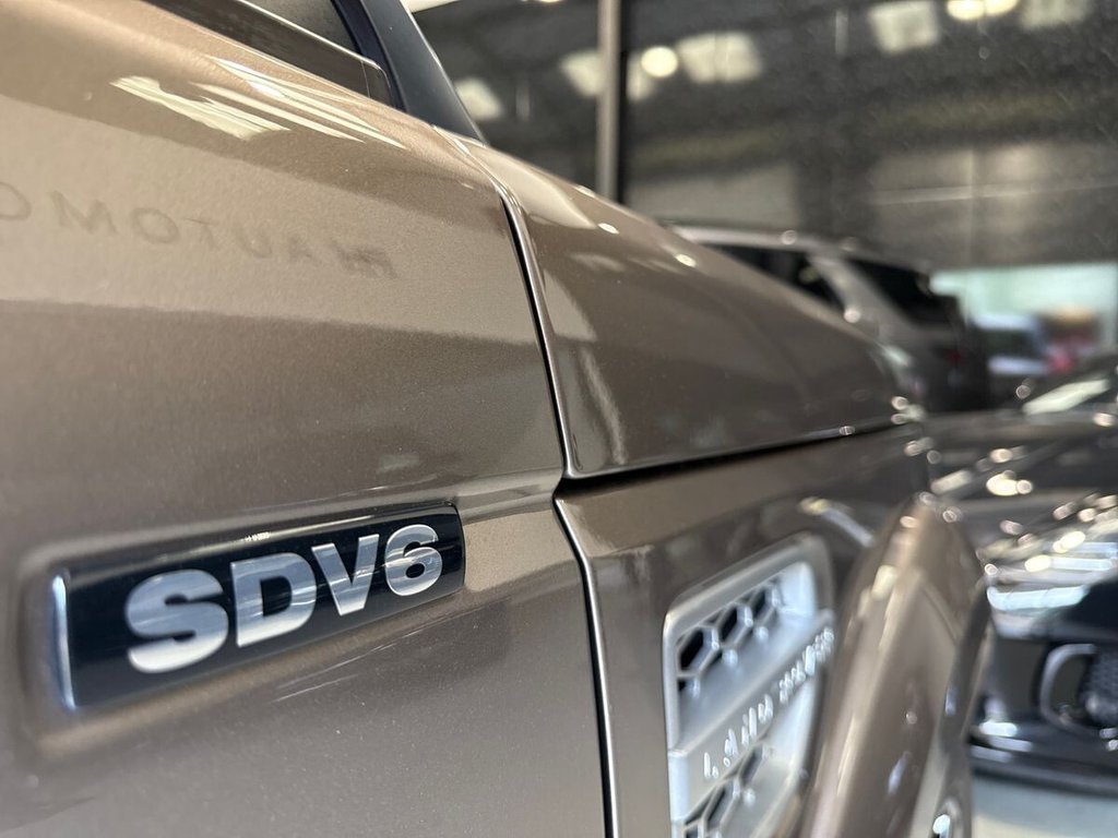 USED 2015 15 LAND ROVER DISCOVERY 4 3.0 SD V6 HSE Luxury SUV 5dr Diesel Auto 4WD Euro 6 (s/s) (256 bhp) TOW BAR | CAM BELT | 2 OWNER