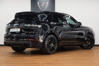 USED 2018 05 PORSCHE CAYENNE 4.0T V8 Turbo SUV 