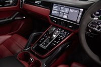 USED 2018 05 PORSCHE CAYENNE 4.0T V8 Turbo SUV 
