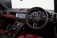 USED 2018 05 PORSCHE CAYENNE 4.0T V8 Turbo SUV 