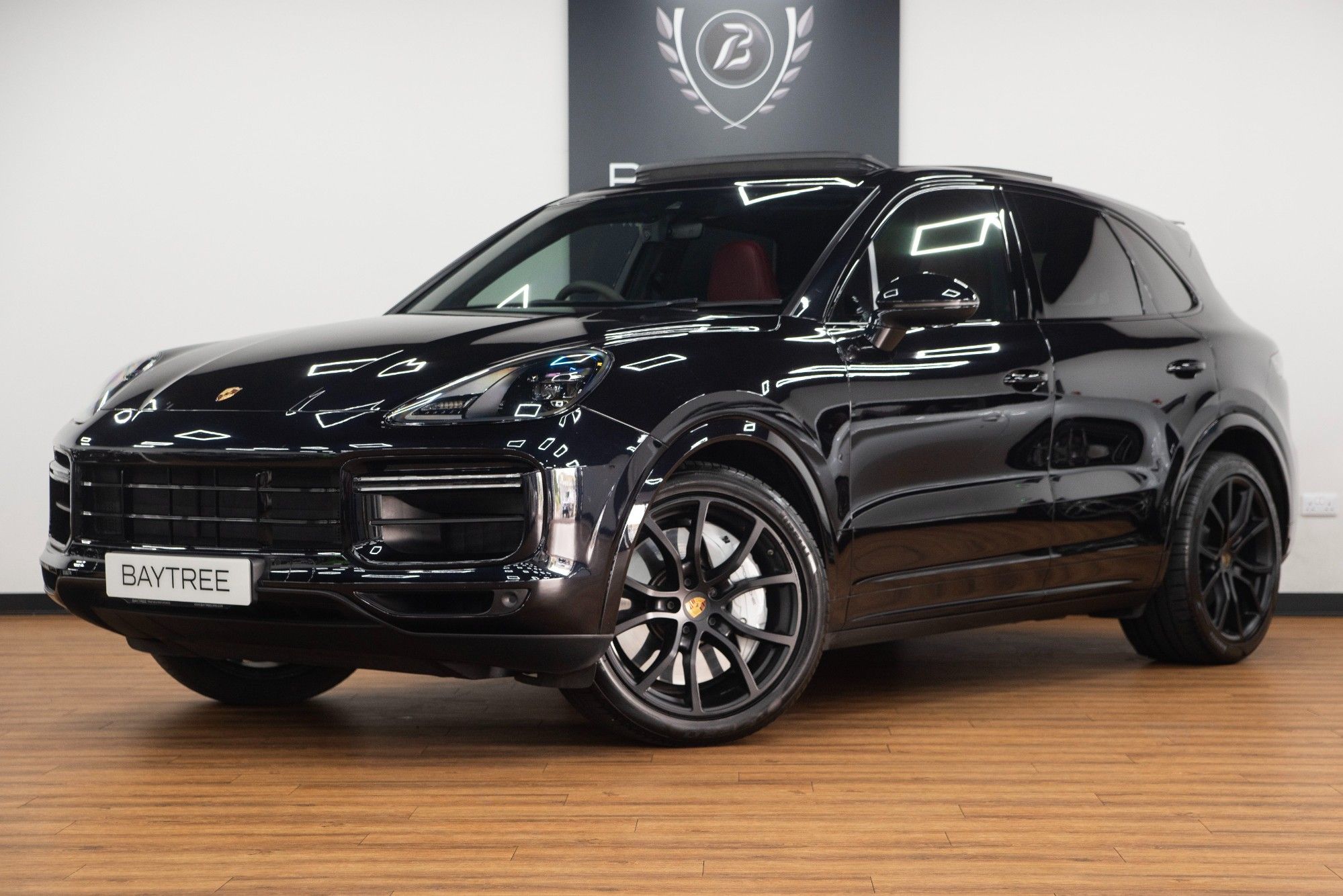 USED 2018 05 PORSCHE CAYENNE 4.0T V8 Turbo SUV 