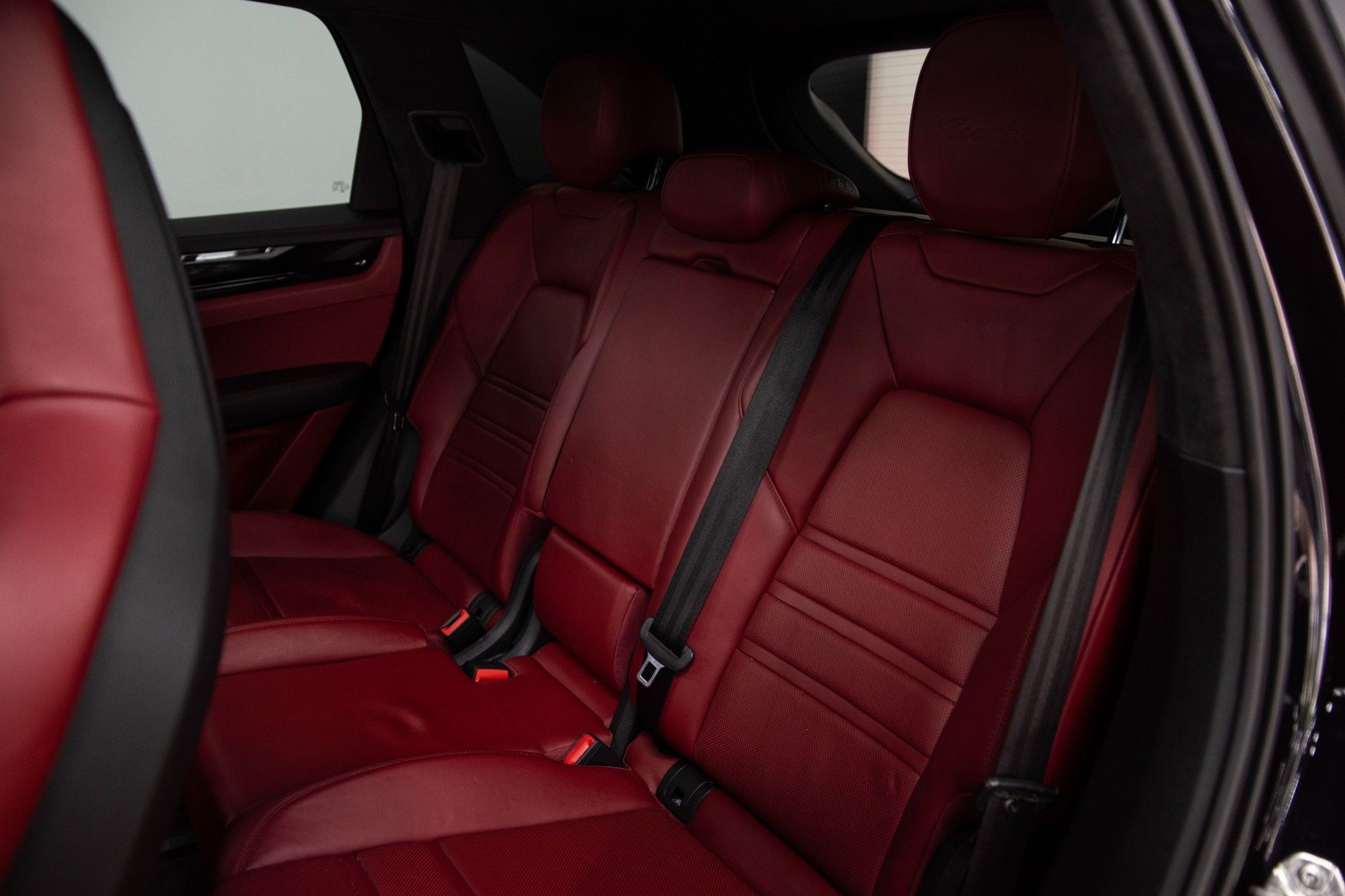 USED 2018 05 PORSCHE CAYENNE 4.0T V8 Turbo SUV 
