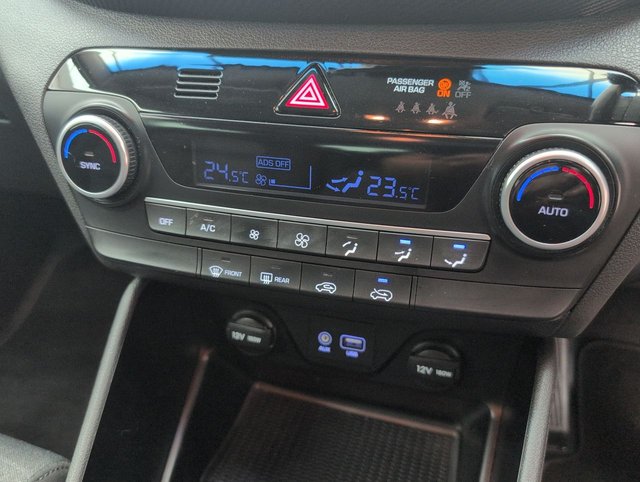 USED 2021 21 Hyundai Tucson 1.6 CRDI Mhev SE Nav Suv 5dr Diesel Hybrid Dct Euro 6 (s/S) (136 Ps) - Sat Nav + Climate Control