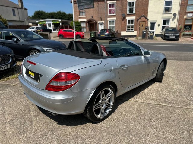 2004 MERCEDES-BENZ SLK 1.8 SLK200 Kompressor Convertible 2dr Petrol Automatic (211 g/km, 163 bhp) - Photo 3