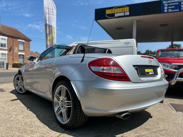 2004 MERCEDES-BENZ SLK 1.8 SLK200 Kompressor Convertible 2dr Petrol Automatic (211 g/km, 163 bhp) - Photo 4