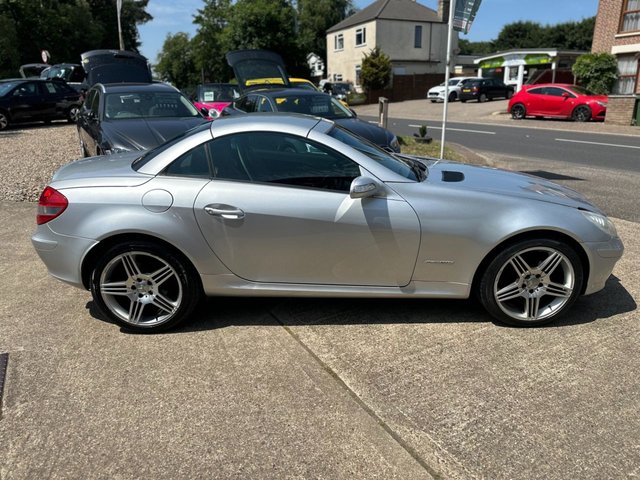 2004 MERCEDES-BENZ SLK 1.8 SLK200 Kompressor Convertible 2dr Petrol Automatic (211 g/km, 163 bhp) - Photo 12