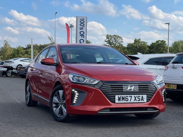 View our Hyundai Ioniq 1.6 h-GDi 8.9kWh Premium Hatchback 5dr Petrol Plug-in Hybrid DCT Euro 6 (s/s) (141 ps)