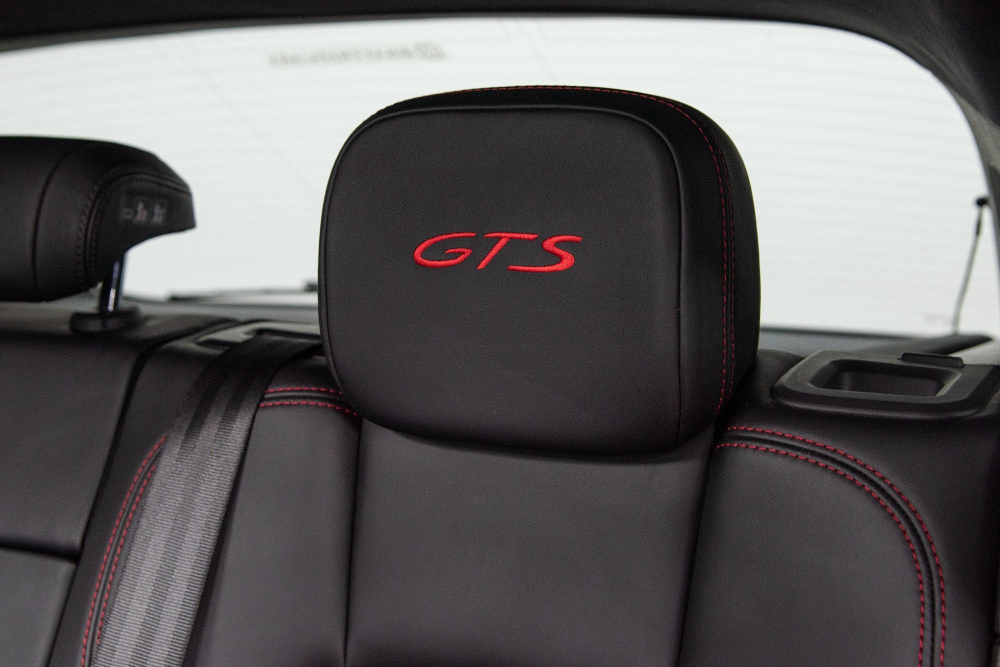 USED 2017 17 PORSCHE MACAN 3.0T V6 GTS SUV  