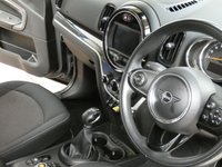 USED 2019 19 MINI COUNTRYMAN 1.5 7.6kWh Cooper SE Classic SUV 5dr Petrol Plug-in Hybrid Auto ALL4 Euro 6 (s/s) (224 ps) SPECIAL OFFER 12 MONTHS WARRANTY INCLUDING PHEV BATTERY SAT NAV CRUISE CONTROL PARKING SENSORS 1 OWNERS SERVICE HISTORY WARRANTY