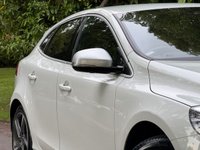 USED 2014 14 VOLVO V40 1.6 D2 R-Design Hatchback 5dr Diesel Manual Euro 5 (s/s) (115 ps) 
