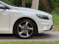 USED 2014 14 VOLVO V40 1.6 D2 R-Design Hatchback 5dr Diesel Manual Euro 5 (s/s) (115 ps) 