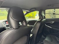 USED 2014 14 VOLVO V40 1.6 D2 R-Design Hatchback 5dr Diesel Manual Euro 5 (s/s) (115 ps) 