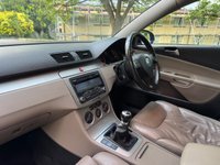 USED 2009 09 VOLKSWAGEN PASSAT 2.0 TDI Highline Estate 5dr Diesel Manual Euro 5 (140 ps) 