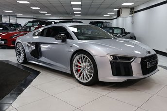 2016 AUDI R8