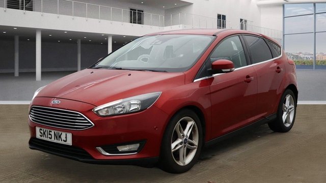 2015 FORD FOCUS - Photo 2