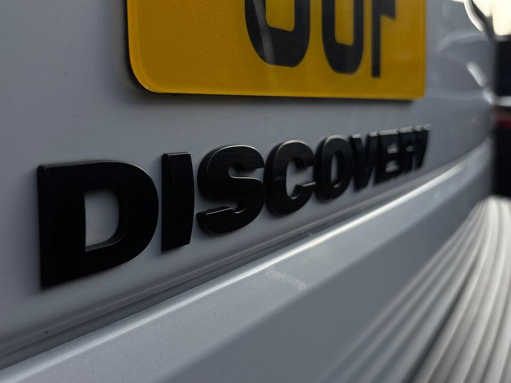 USED 2016 66 LAND ROVER DISCOVERY 4 3.0 SD V6 Landmark SUV 5dr Diesel Auto 4WD Euro 6 (s/s) (256 bhp) FULL LAND ROVER HIST | TOW BAR