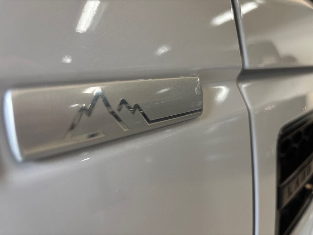USED 2016 66 LAND ROVER DISCOVERY 4 3.0 SD V6 Landmark SUV 5dr Diesel Auto 4WD Euro 6 (s/s) (256 bhp) FULL LAND ROVER HIST | TOW BAR