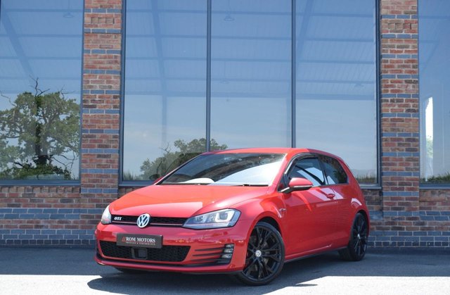 2013 Volkswagen Golf 2.0 TSI BlueMotion Tech GTI Performance Hatchback 3dr Petrol Manual Euro 6 (s/s) (230 ps)