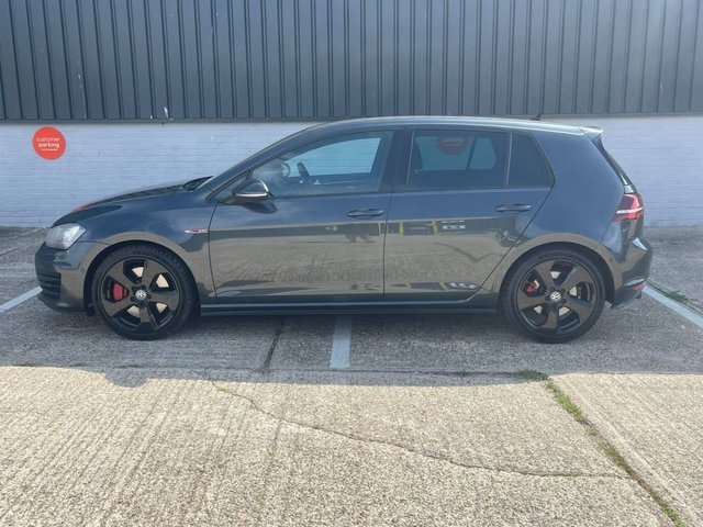 View our VOLKSWAGEN GOLF