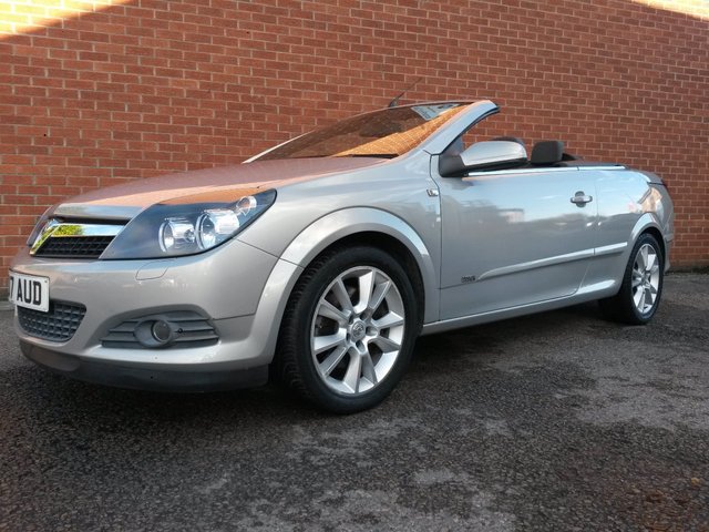 2007 07 Vauxhall Astra 1.9 TWIN TOP DESIGN 3d 150 BHP