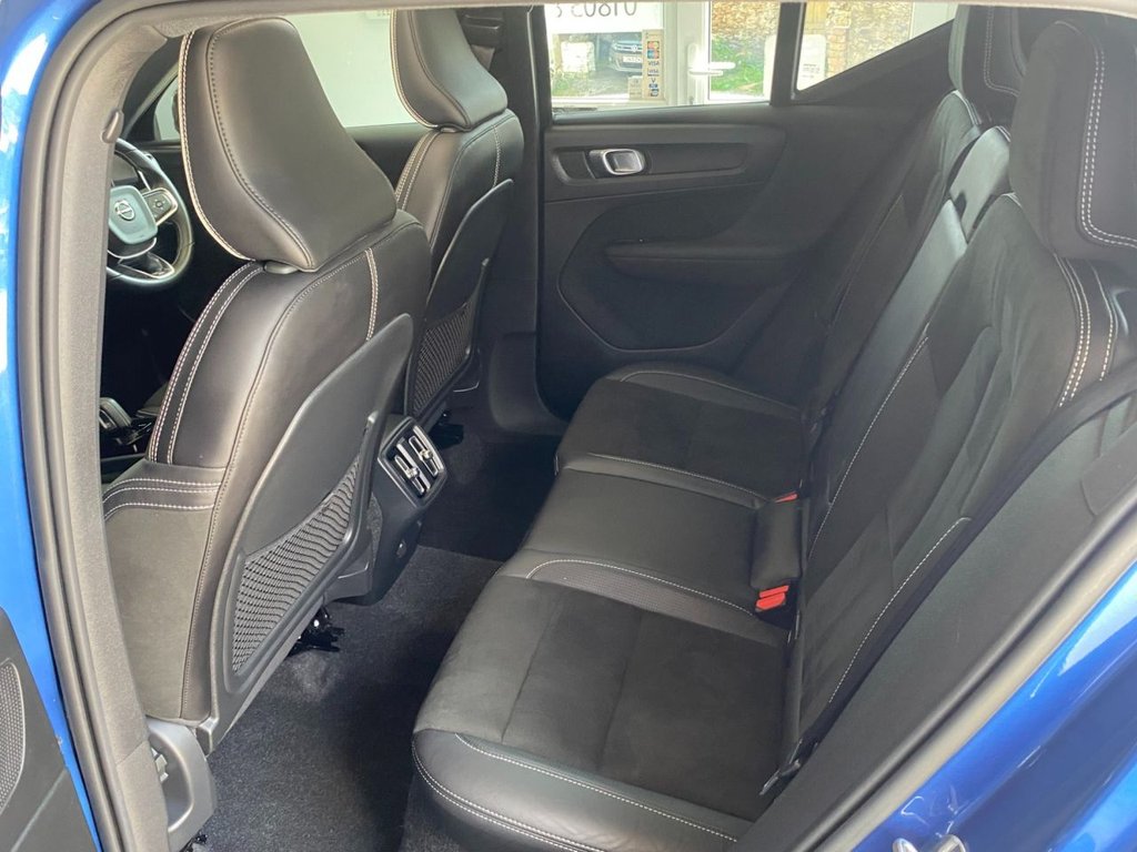 USED 2018 N VOLVO XC40 2.0 T4 R-Design Pro SUV 5dr Petrol Auto AWD Euro 6 (s/s) (190 ps) SUNROOF 360 CAMERA HEATED SEATS